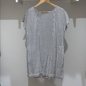 Madewell button back dress